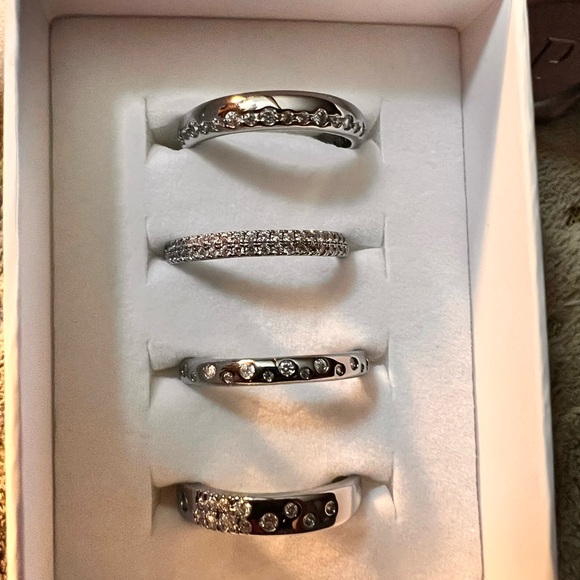 Jewelry - Luxe Bomb party rings 2024